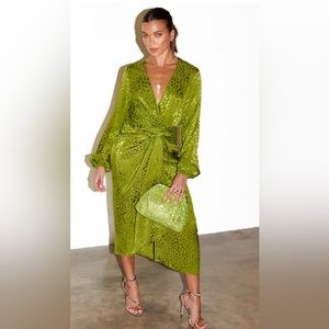 Never Fully Dressed NFD Green Satin Animal Print Wrap Dress. Size 8 US